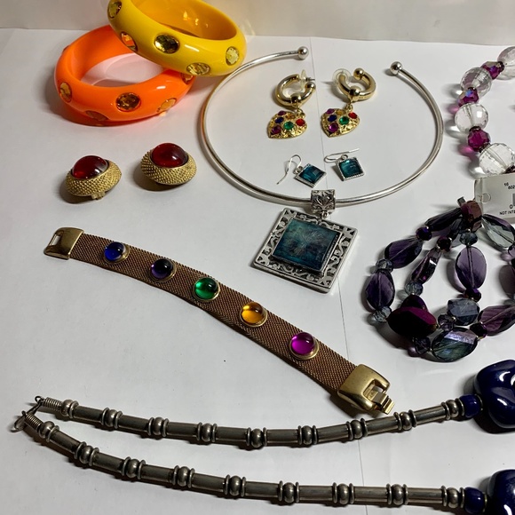 Colorful Jewelry Bundle - Picture 2 of 3